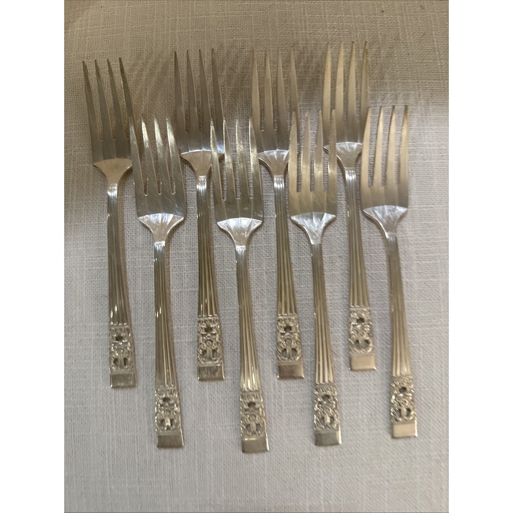 Oneida Community CORONATION Salad Forks NICE Vintage Silver‎ Plate SET of 8
